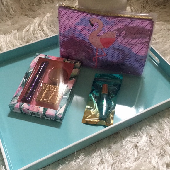 tarte Other - HP🎉 Tarte Makeup Bundle with Makeup Bag